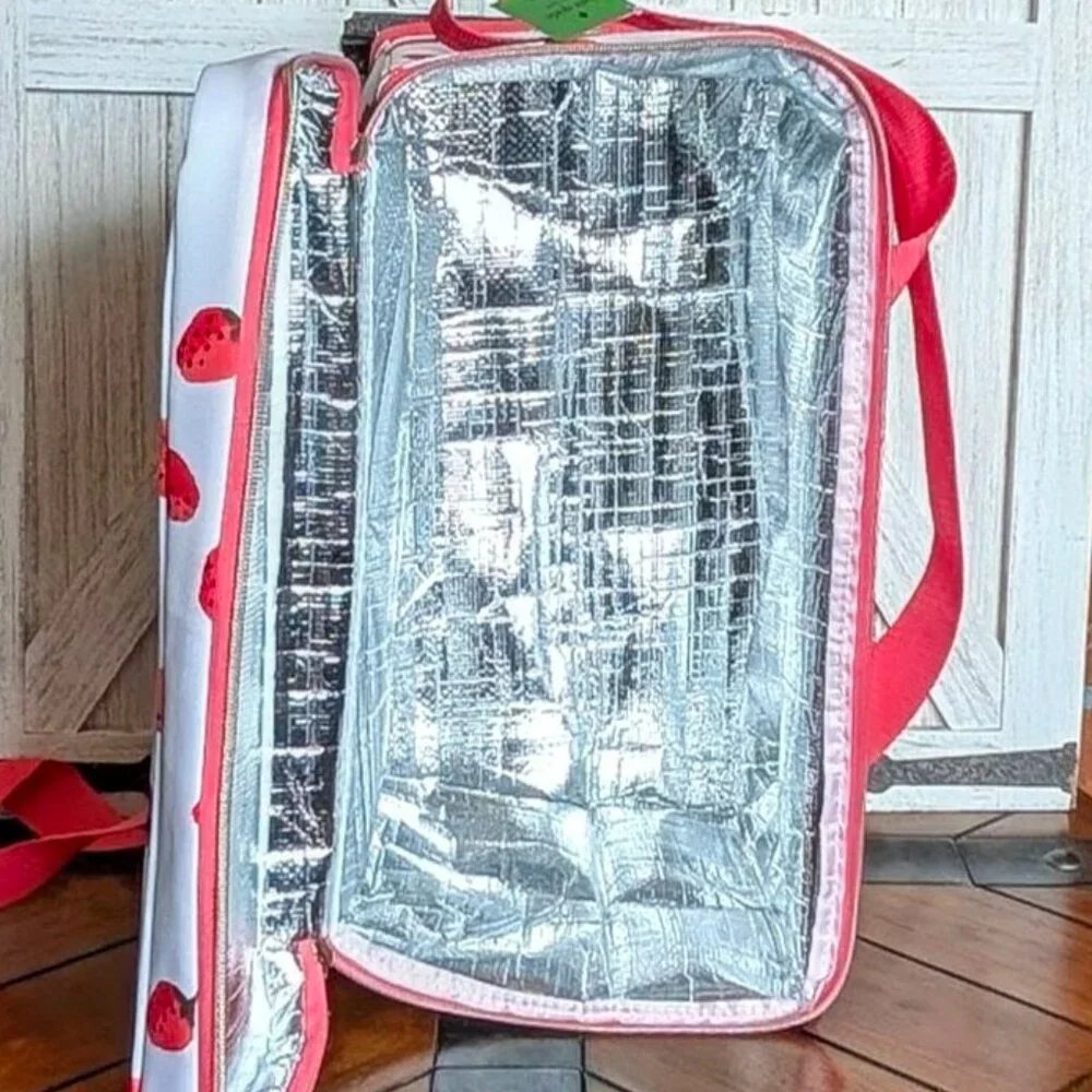 🆕 Kate Spade New York Insulated Cooler, Strawberry Pattern 🍓 - Picture 4 of 4